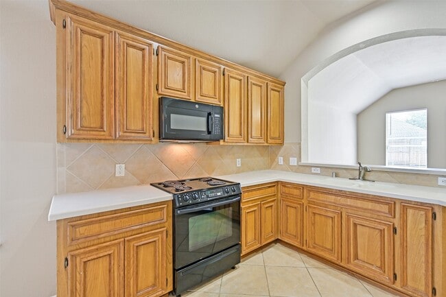 Building Photo - 3258 Gladewater Ln
