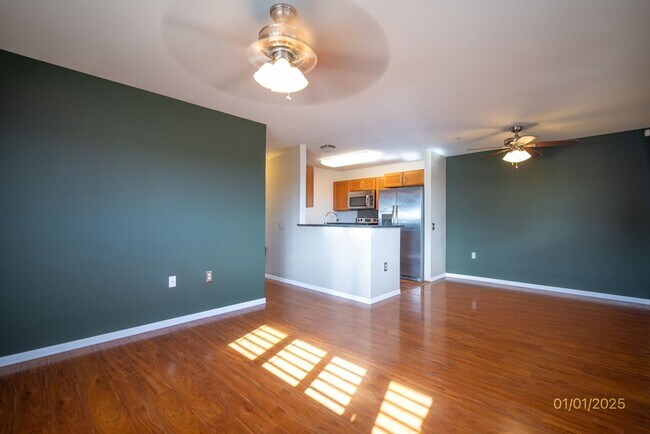 Building Photo - CONVENIENTLY LOCATED 2BR/1BA TOWNHOME IN KEALAKAI @ KAPOLEI (Pets Negotiable)