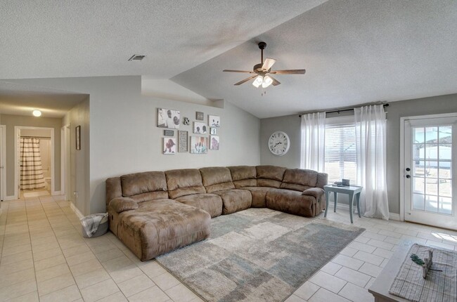 Building Photo - 8271 Branston Dr