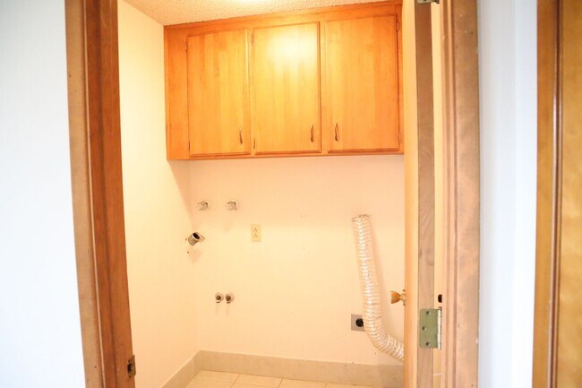 Building Photo - 1311 NW 52nd St