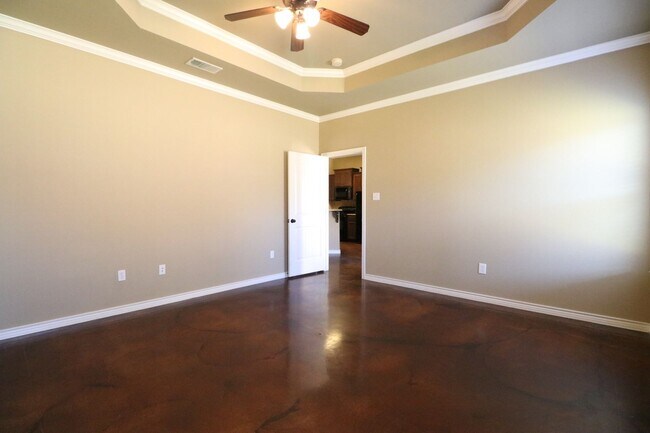 Building Photo - Stoneridge 502