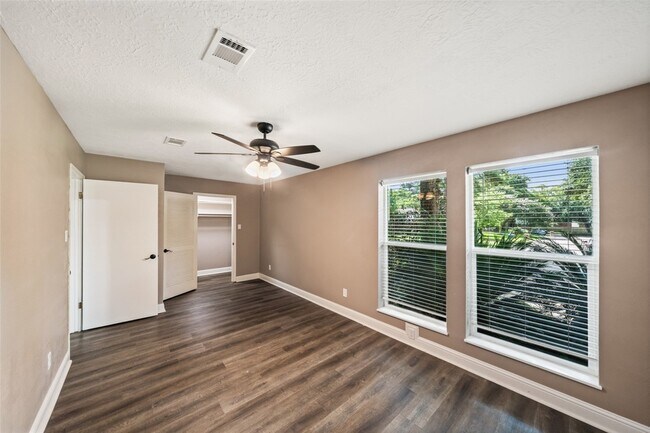 Building Photo - 3019 Ramblewood Rd