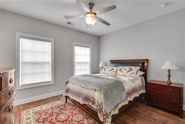 Building Photo - 345 Glen Iris Dr NE