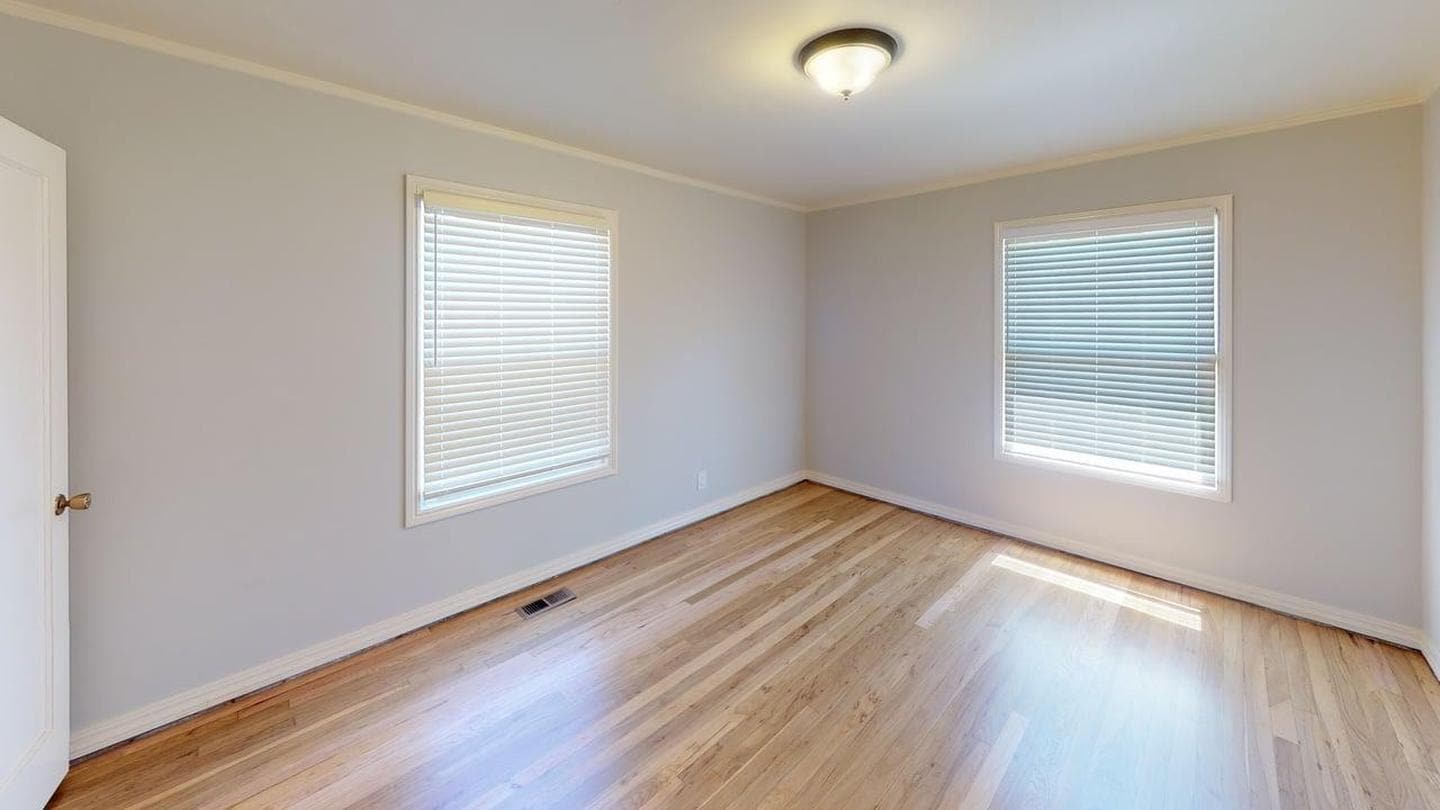 Building Photo - 3023 Beverly St