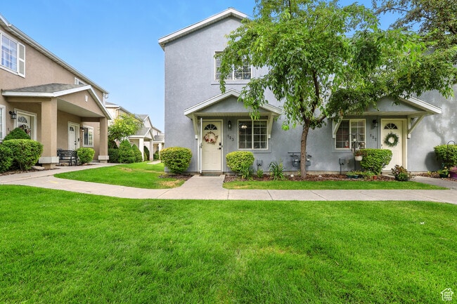 Primary Photo - 123 Penhurst Pl