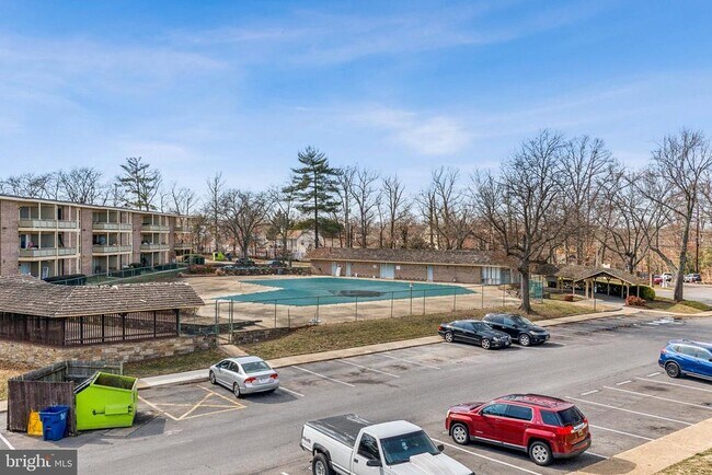 Building Photo - 7208 Donnell Pl