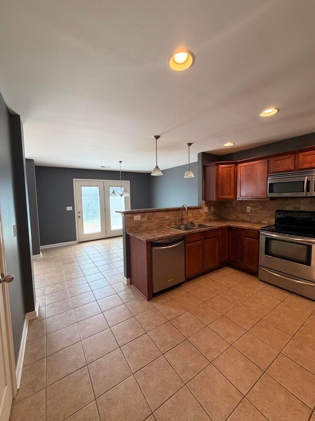 Building Photo - 2904 Mahala Ln