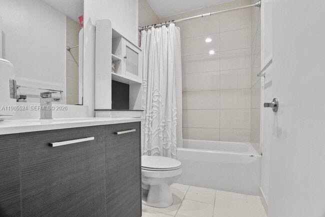 Building Photo - 3429 NW 13th St