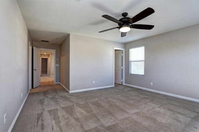 Building Photo - 2865 Tanager Hill St