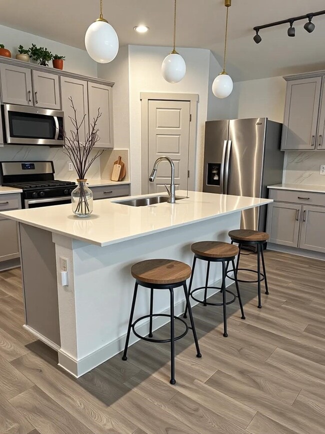 Building Photo - 1715 Plantation Pl