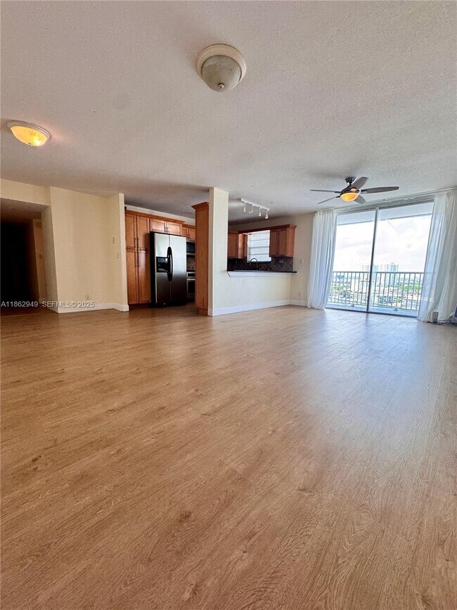 Building Photo - 137 Golden Isles Dr