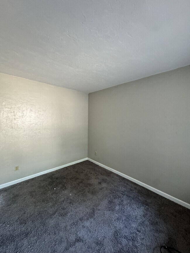 Building Photo - 1211 Stone Green Ct