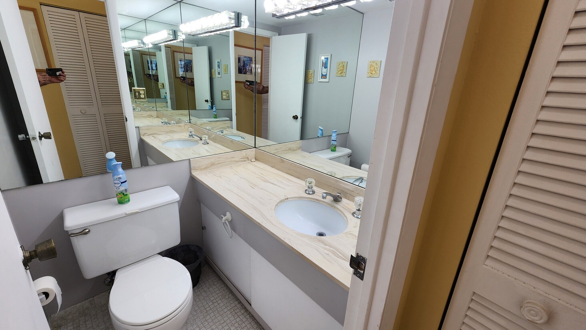 Building Photo - 1980 S Ocean Dr