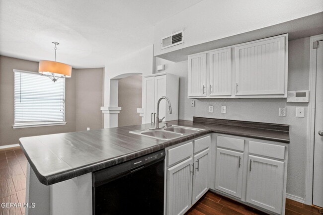 Building Photo - 4081 Tierra Bronce Dr