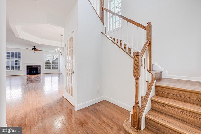Building Photo - 15000 Gossom Manor Pl