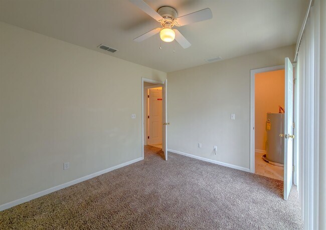Building Photo - 3271 Sugar Berry Way
