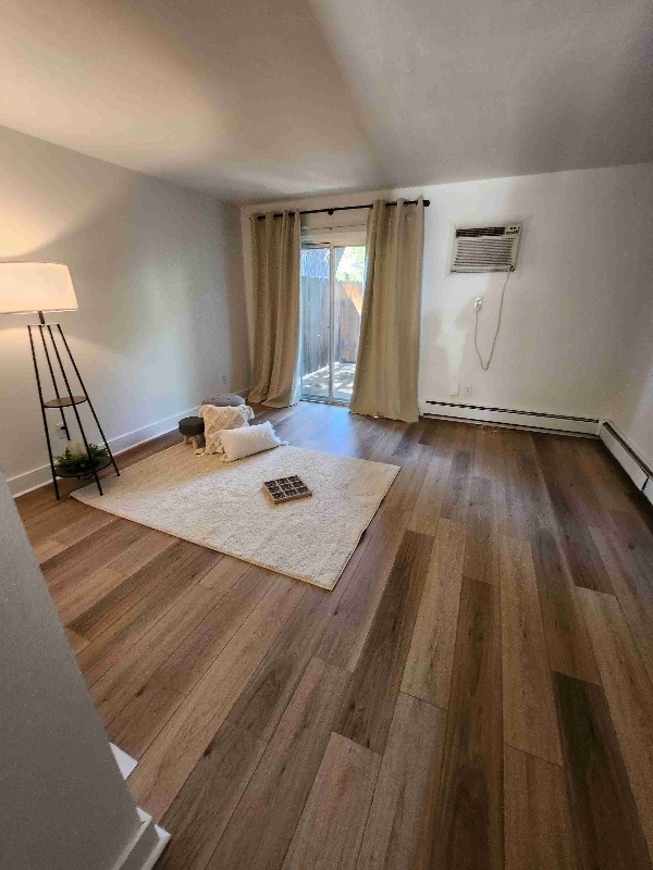 Building Photo - 30 Emery Way