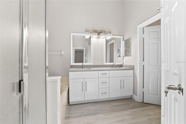 Building Photo - 12429 Holly Jane Ct