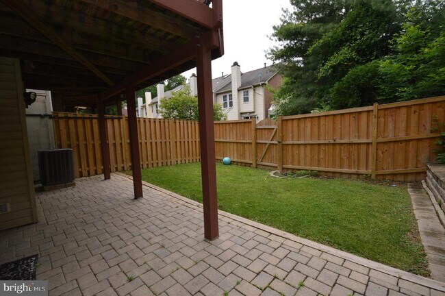 Building Photo - 6504 Castine Ln