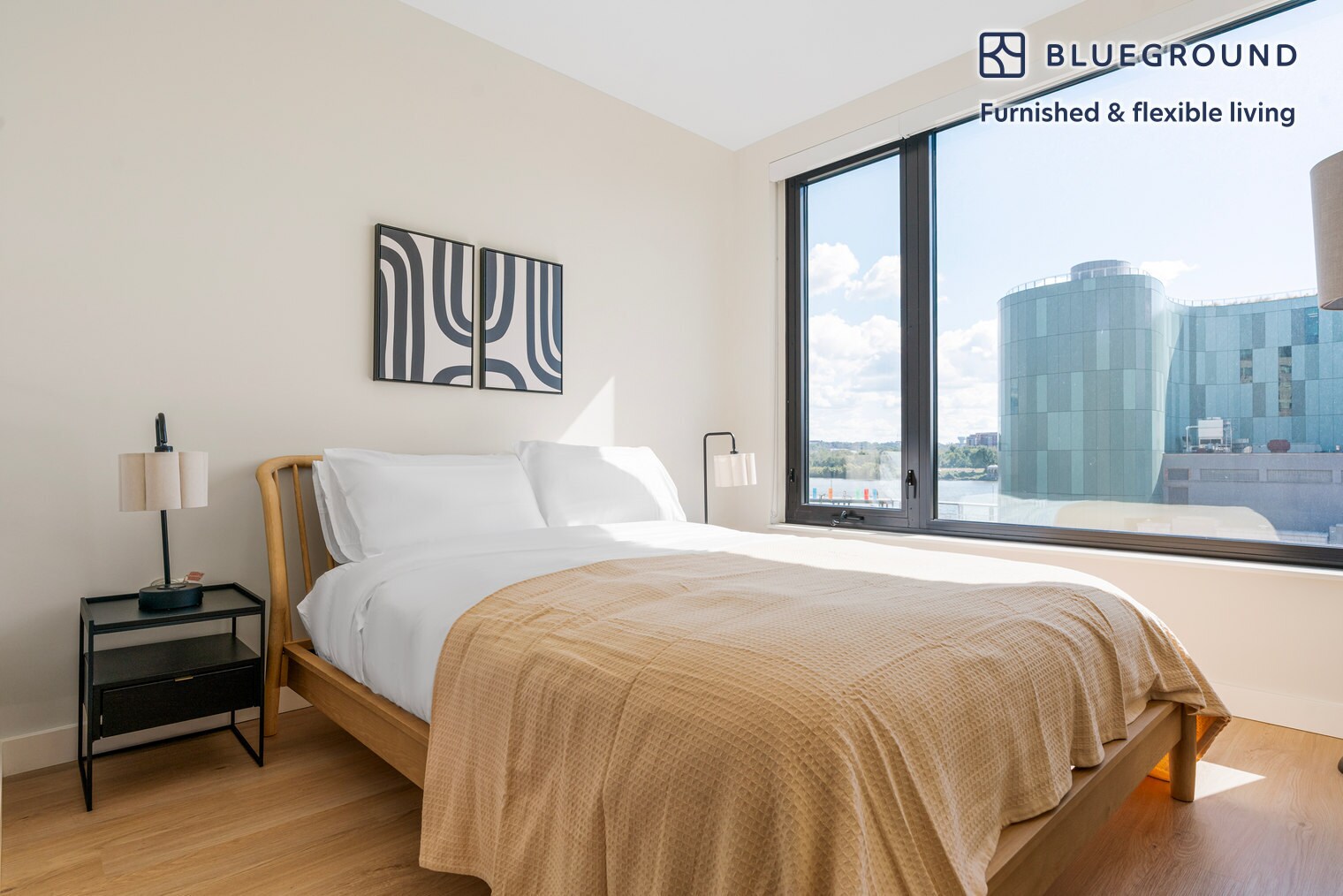 Building Photo - 1300 Yards Pl SE