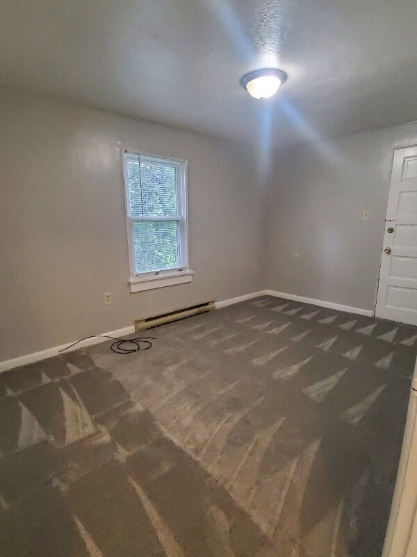 Building Photo - 2767 Churchview Ave