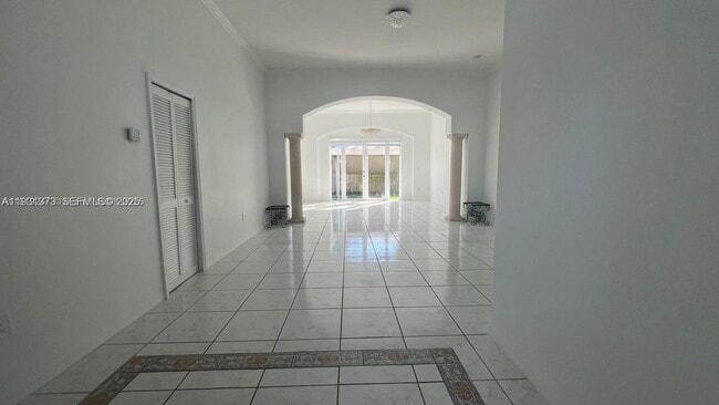 Building Photo - 15804 SW 99th Terrace