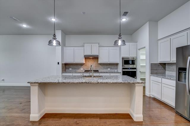 Building Photo - 3512 Beebalm Blvd