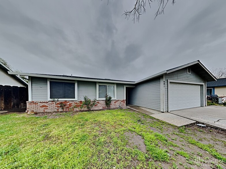 Building Photo - 601 Jeelu Way