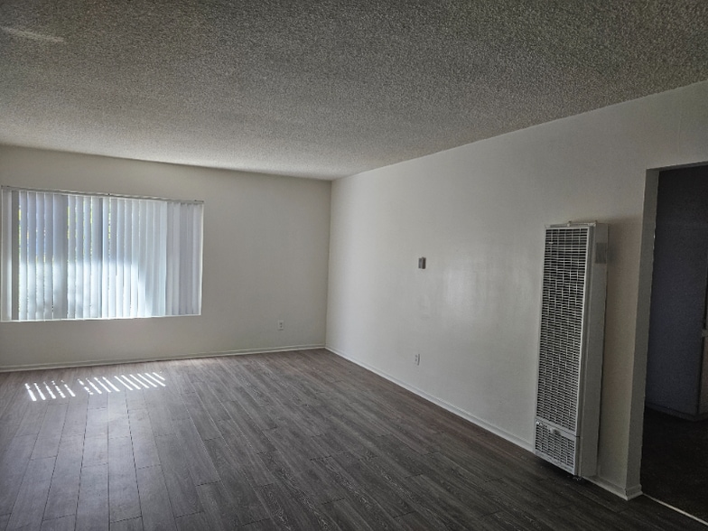 Primary Photo - 2232 E Lenita Ln