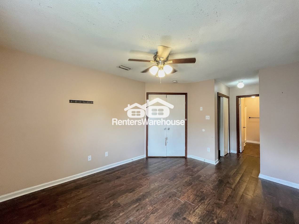 Building Photo - 521 Brisa Dr