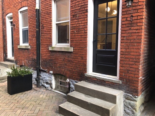 Building Photo - 4406 Cessna Way