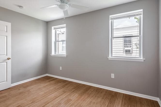 Building Photo - 1535 Emily St