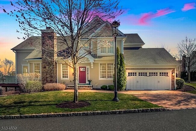 Building Photo - 25 Woodstone Cir