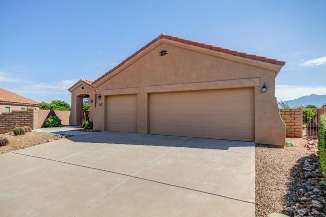 Building Photo - 14059 E Fairway Bluff Ct