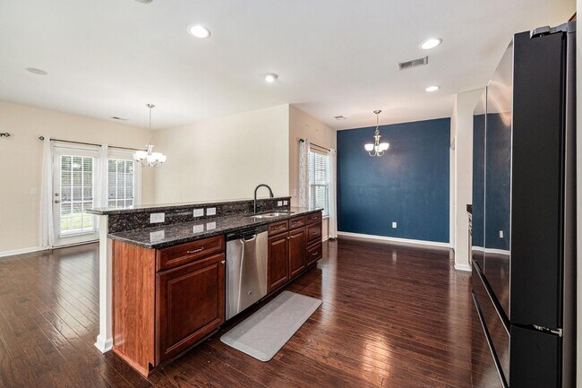 Building Photo - 349 Drayton Pl Dr