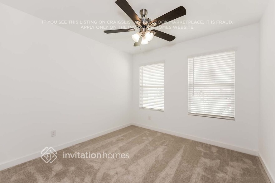 Building Photo - 4900 Old Ember Ln