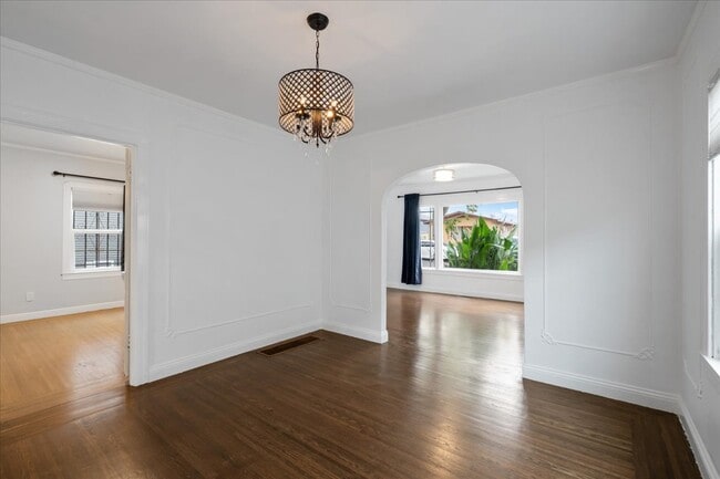 Building Photo - 2672 77th Ave