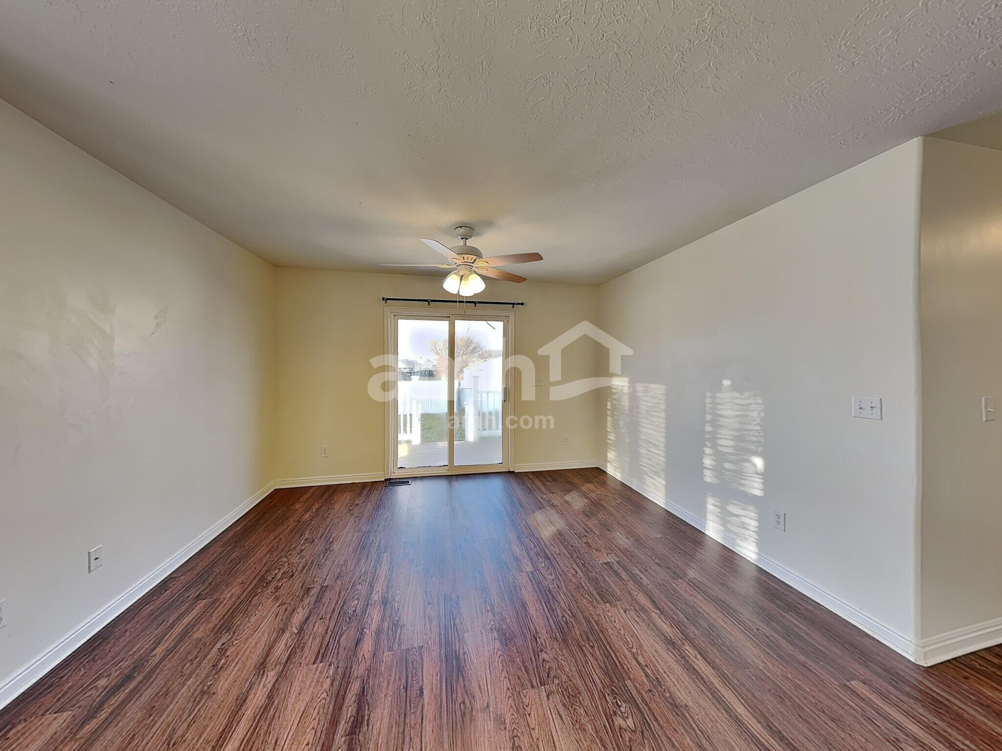 Building Photo - 2552 W 1500 N