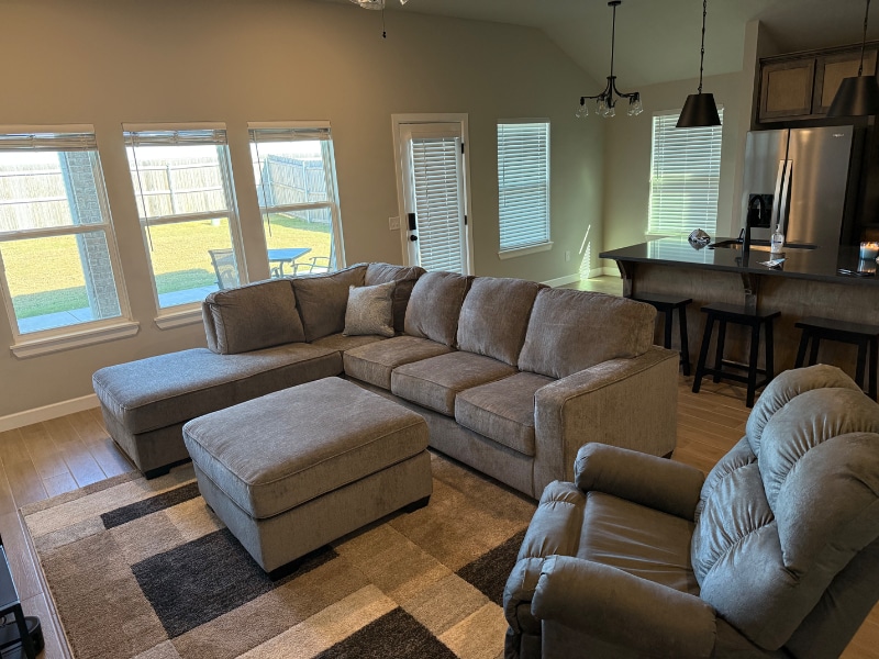 Building Photo - 6413 SE 84th St