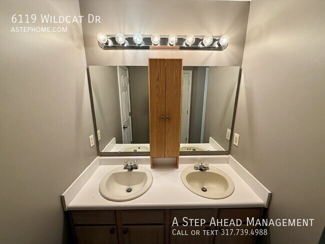 Building Photo - 6119 Wildcat Dr