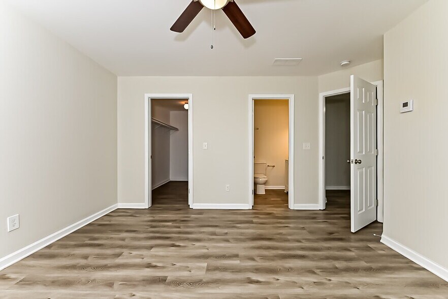 Building Photo - 1479 Persimmon Trce