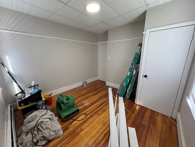 Building Photo - 58 Pilling St