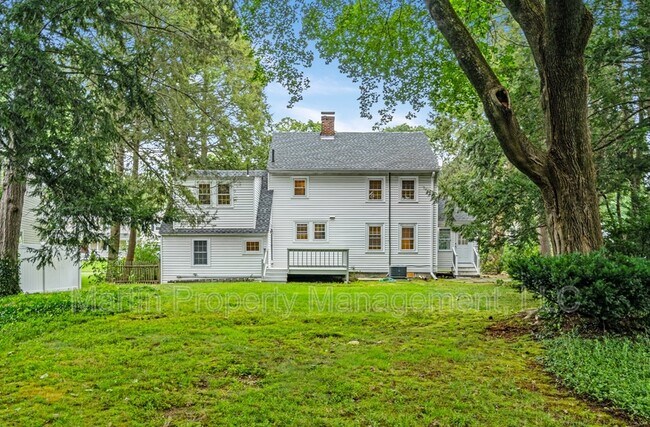 Building Photo - 14 Gleason Rd