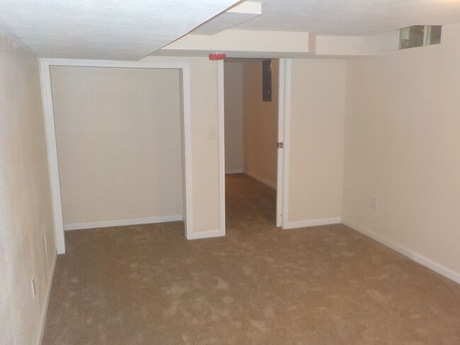 Building Photo - 1333 Fogarty Dr