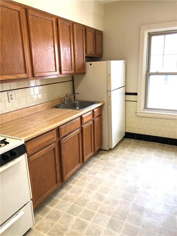 Building Photo - 185 Bluff Ave