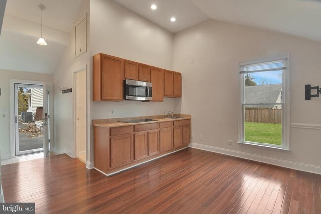 Building Photo - 8229 Jumpers Hole Rd