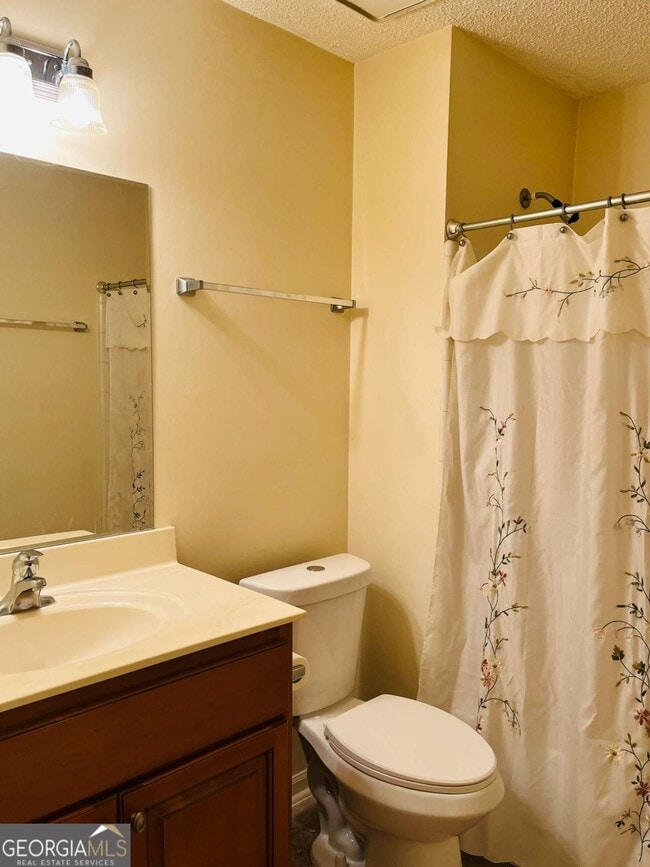 Building Photo - 155 Woodstream Dr