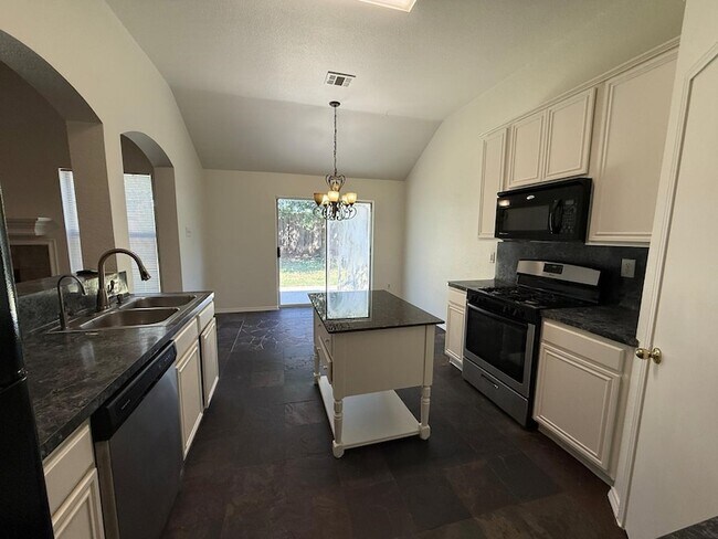 Building Photo - 9104 Bedford Ln