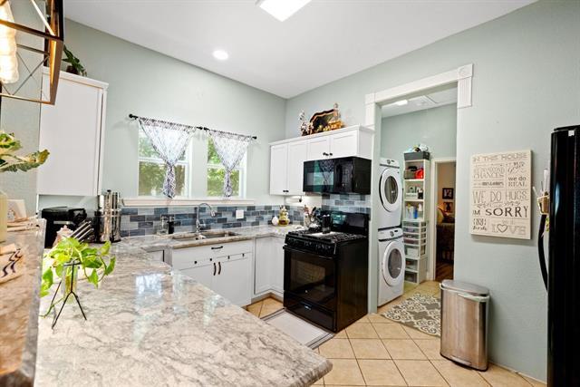 Building Photo - 809 SW 5th Ave