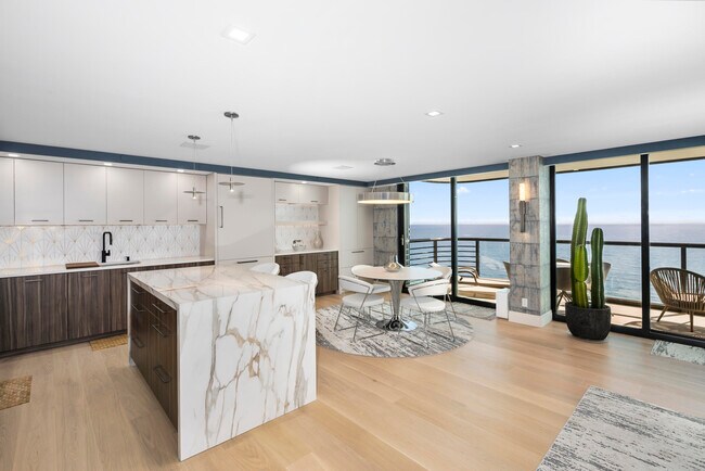 Building Photo - 250 S Ocean Blvd
